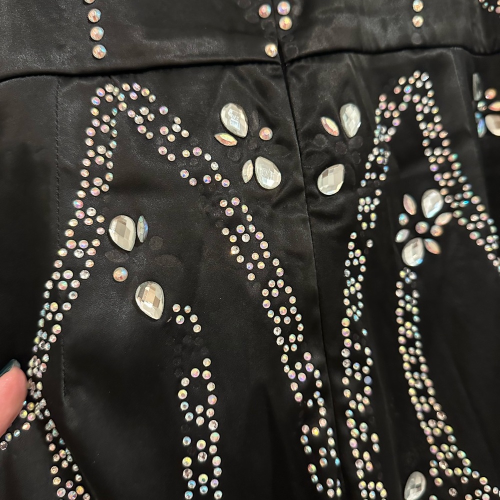 Banjul Embellished Romper - Picture 5 of 6